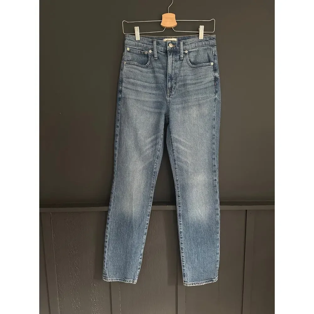 Madewell The High Rise Slim Boyjean in Neal Wash Blue Jeans Size 25